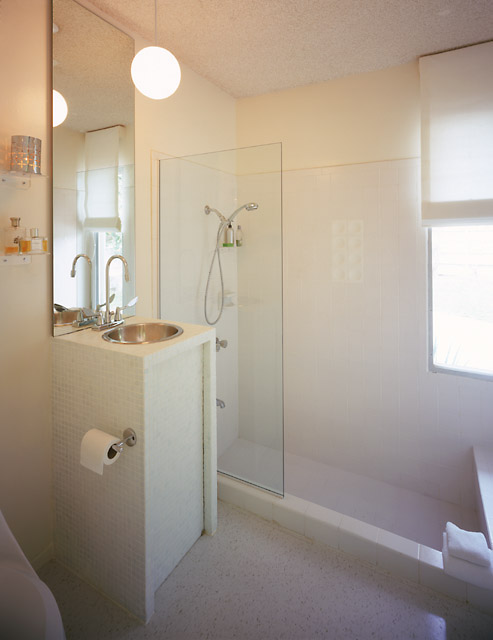 PS master bath.jpg (49596 bytes)